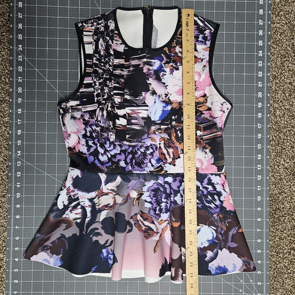 Clover Canyon Revolve Poetic Petals Peplum Top Neoprene Sleeveless Size Large - Picture 8 of 8